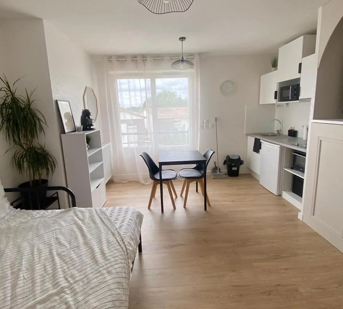 Appartement T1 Colomiers Proche Airbus 0*,  Francie